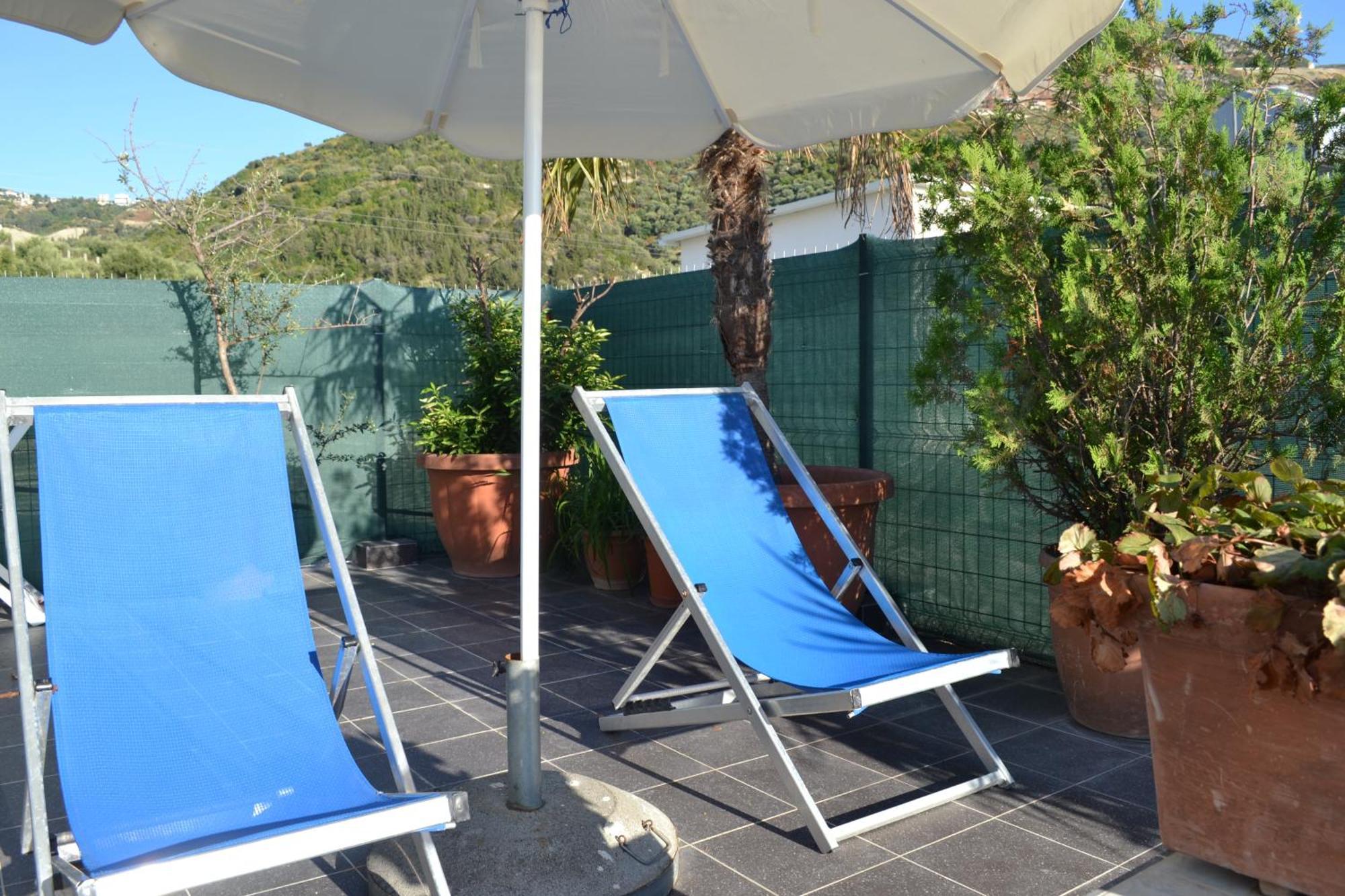 Seaview Penthouse Terrace & Garage Apartment Vlore Exterior photo