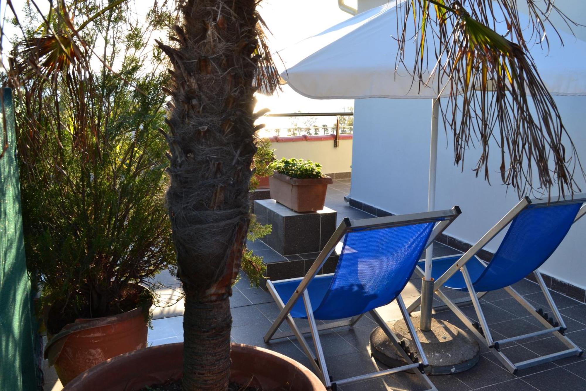 Seaview Penthouse Terrace & Garage Apartment Vlore Exterior photo