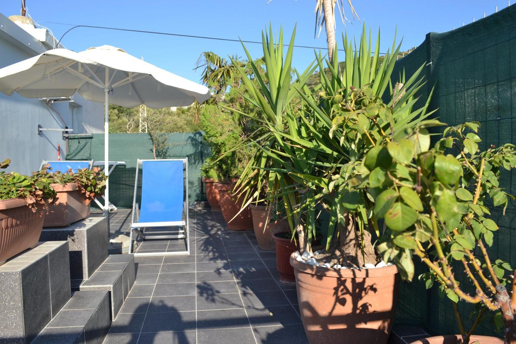 Seaview Penthouse Terrace & Garage Apartment Vlore Exterior photo